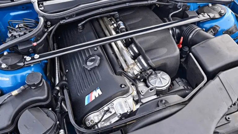 BMW S54 Engine: Performance Specs and Features
